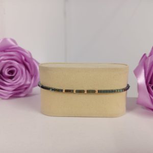 Brățară handmade reglabilă din hematit și accesorii de aur 585